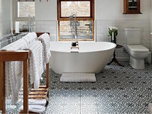 Koupelna v ubytování Olyf guestcottage + 41 fotografií