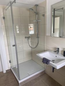Koupelna v ubytování Ferienwohnung *stadtnah* ruhig* modern