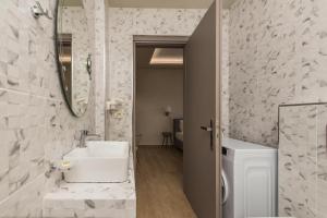 Kúpeľňa v ubytovaní Pietra Caves Suites