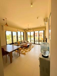 Nhà bếp/bếp nhỏ tại Luxury 3 bedrooms town house