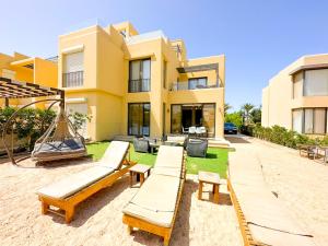 Tòa nhà nơi nhà nghỉ dưỡng tọa lạc