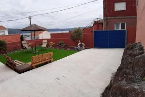 Zdjęcie z galerii obiektu Casa María con jardín, aparcamiento y vistas al mar w mieście Fisterra