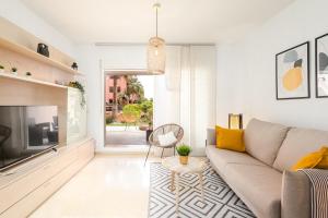 Televízia a/alebo spoločenská miestnosť v ubytovaní Nordik Apartments Village - Torrox "Tønsberg"