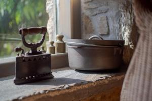 Mynd úr myndasafni af Kea Boho Luxury with Pool & Stunning Views í Melissaki