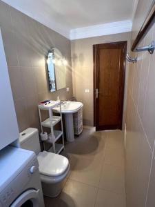 Kúpeľňa v ubytovaní Casa Iris - central apartment with panoramic views + 14 fotografií