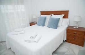 Gallery image of Apartamentos Casa Tuli C, ALJARAQUE in Aljaraque +12 photos