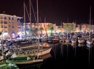 Vista general de Fréjus o vistes de la ciutat des de l'apartament
