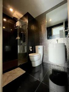 Ένα μπάνιο στο Ultra luxury Condo