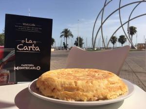Zdjęcie z galerii obiektu HOTEL H104 I Posada del Mar I Encantador hostel en la playa de Gandia w mieście Los Mártires