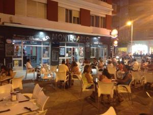 Zdjęcie z galerii obiektu HOTEL H104 I Posada del Mar I Encantador hostel en la playa de Gandia w mieście Los Mártires