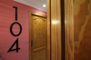 Zdjęcie z galerii obiektu HOTEL H104 I Posada del Mar I Encantador hostel en la playa de Gandia w mieście Los Mártires