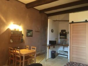 Photo de la galerie de l'établissement Chateau de la Bastide, à Goudargues