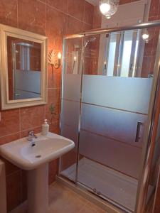 Kúpeľňa v ubytovaní Casa Estacion de Benaojan