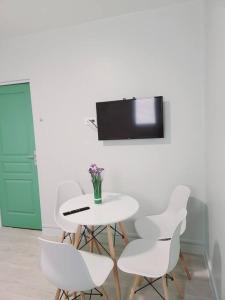 Fotografie z fotogalerie ubytování Appartement proche St denis "appart 3" v destinaci Pierrefitte-sur-Seine