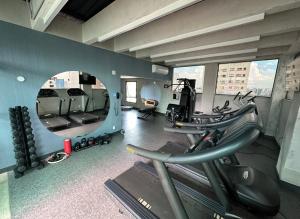 Fitness centrum a/nebo fitness zařízení v ubytování Flat REFORMADO em hotel no Jardins