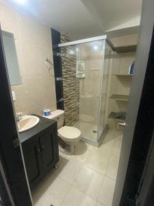 Phòng tắm tại APARTAMENTO CIUDAD DEL RIO