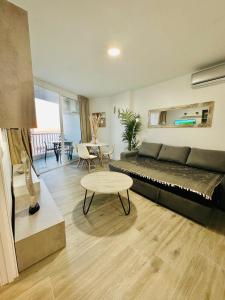Zdjęcie z galerii obiektu OCEANFRONT APARTAMENT w Aronie +23 zdjęcia