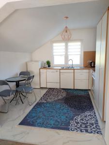 Η κουζίνα ή μικρή κουζίνα στο Apartman Halilčević