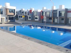 Bazén v ubytování Canteli residencial con alberca nebo v jeho okolí