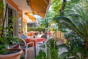 A garden outside Albergo Eva