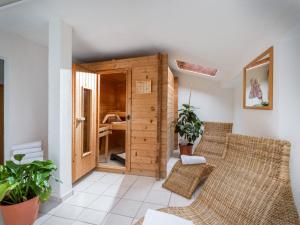 Predel za sedenje v nastanitvi Pension Englhof