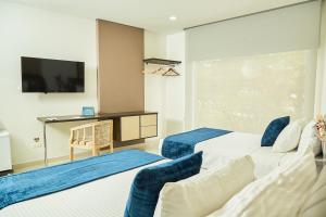 TV a/nebo společenská místnost v ubytování Solev Hotel