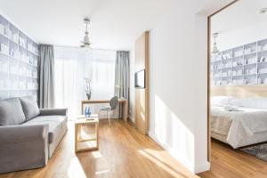 Posteľ alebo postele v izbe v ubytovaní Smart Hotel + 33 fotografií