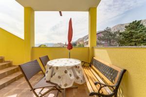 Balkón nebo terasa v ubytování Apartments with parking spaces Baska, Krk - 13907