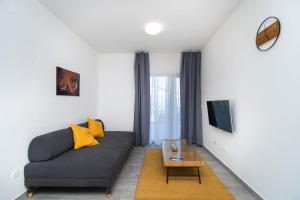 TV a/nebo společenská místnost v ubytování Apartments Slavica