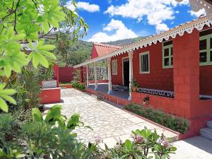 Gallery image of Sulu's Nature Farm in Lonavala