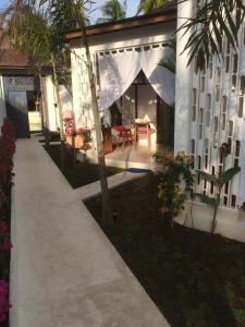 Zahrada ubytování De'Coco Bungalows