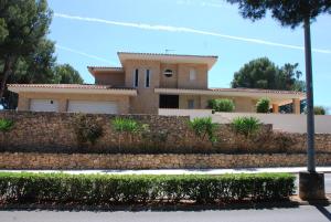 Zdjęcie z galerii obiektu Exclusiva Villa Alcoceber w mieście Alcossebre