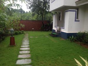Κήπος έξω από το Studio and One bedroom Apartment in Riviera Sapphire, Siolim