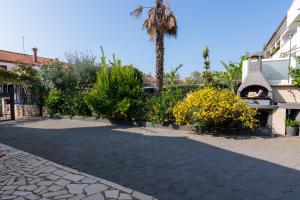 Zahrada ubytování Apartments with a parking space Rovinj - 2288