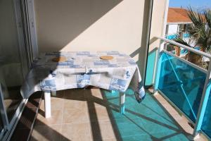 Balcon ou terrasse dans l'établissement T1 Cabine 4 couchages vue mer !