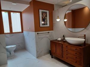 U Castellu, l' hôtel particulier的一间浴室
