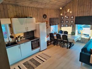 Gallery image of Cozy cabin in Vrådal- near countless activities in Eidstod