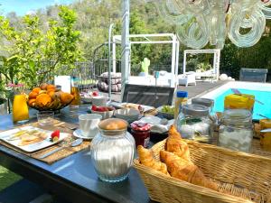 Fotografie z fotogalerie ubytování VILLA COLINA v destinaci Mandelieu-la-Napoule