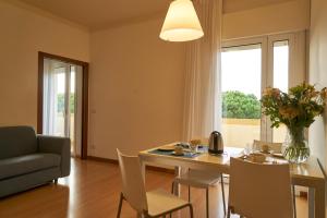 Posezení v ubytování Aparthotel La Pineta