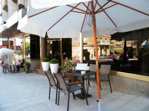 Restauracja lub miejsce do jedzenia w obiekcie Oca Ipanema Hotel