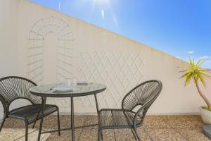 Fotografija v galeriji nastanitve Studio avec terrasse vue mer et climatisation v mestu Marseille
