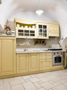Cuisine ou kitchenette dans l'établissement Nonno Pasquale house