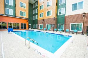 Swimming pool sa o malapit sa Residence Inn by Marriott Columbia West/Lexington