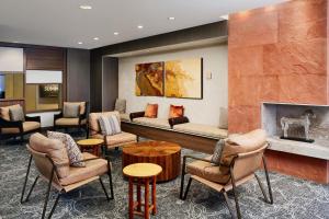 Posezení v ubytování Fairfield Inn & Suites by Marriott Moab