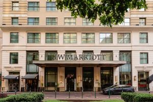 a building with a sign that reads hyundairite at JW Marriott Houston Downtown in Houston