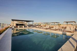 Πισίνα στο ή κοντά στο Residence Inn by Marriott Playa del Carmen
