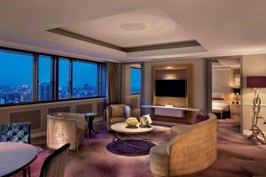 Area tempat duduk di Tokyo Marriott Hotel