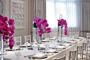 Restaurace v ubytování London Marriott Hotel Park Lane + 81 fotografií