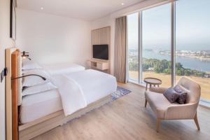 Voodi või voodid majutusasutuse Four Points by Sheraton Jeddah Corniche toas