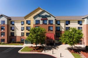 a rendering of the front of a hotel at TownePlace Suites by Marriott Bossier City in Bossier City